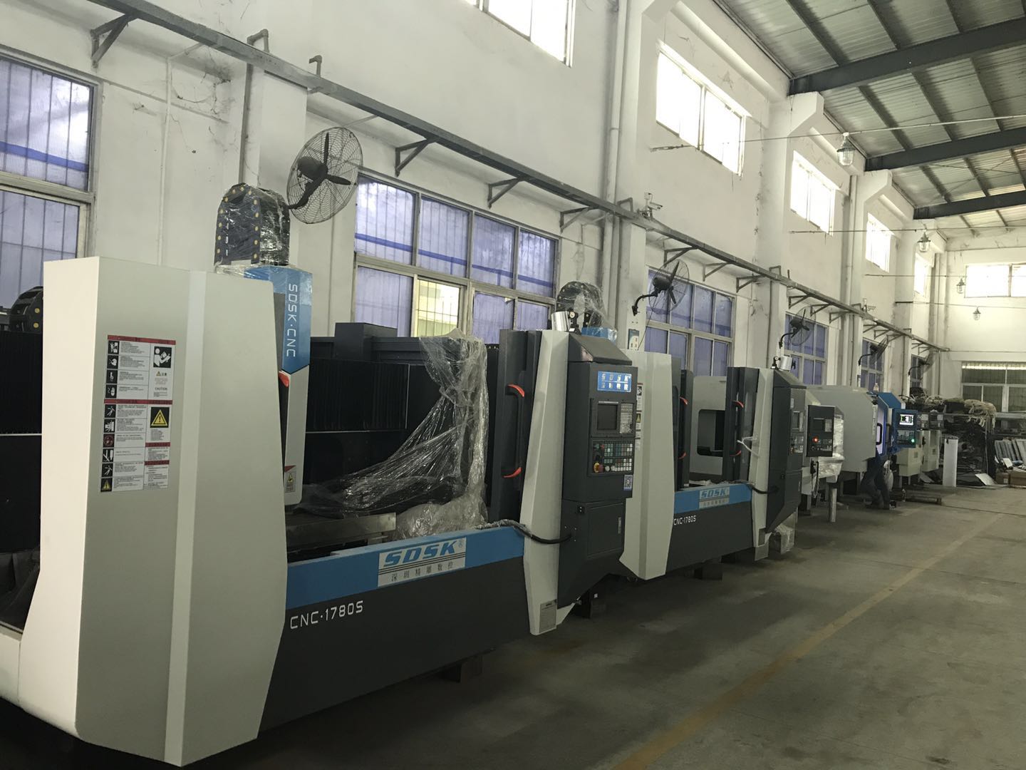 CNC加工中心、雕銑機(jī)和精雕機(jī)三者的區(qū)別有那些